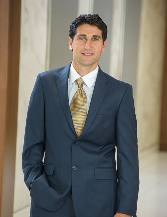 Mallozzi, Vincent_530x690